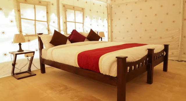 Тент Singh's Royal Desert Resort