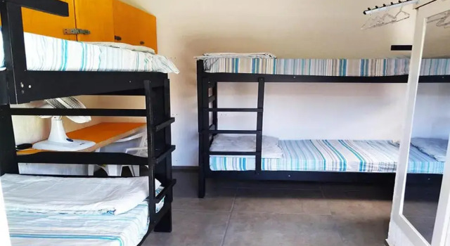 Кровать в общем номере (мужской номер) Hostel Brooklin