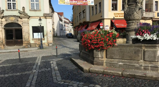 frühsonnige Innenstadt-Vollkomfort-Wohnung