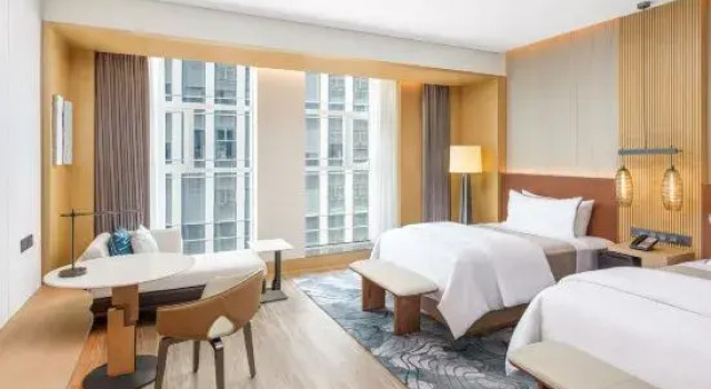 Номер Deluxe The Westin Wuhan Hanyang