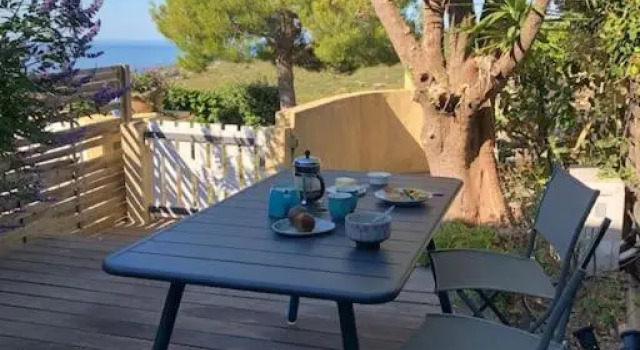 LE CAP - Terrasse - Clim - Hauteur de Cassis, Забронировать Апартаменты/квартира Отели Calanques National Park с бассейном, Бассейн