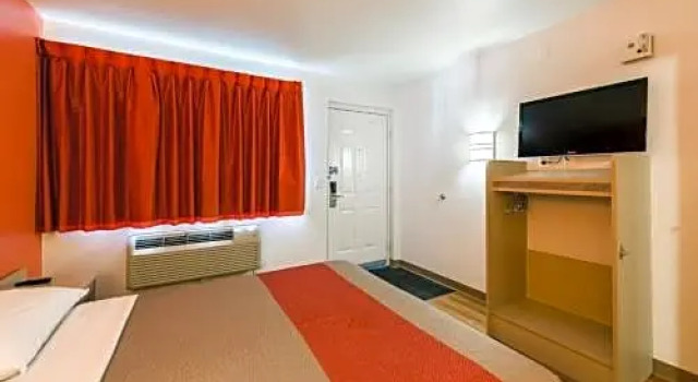 Номер Standard Motel 6 Reno - Virginia Plumb