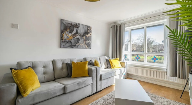 Stylish 2BR Apartment Near MCR Airport, Забронировать Апартаменты/квартира Апартаменты Большого Манчестера, Апартаменты/квартира