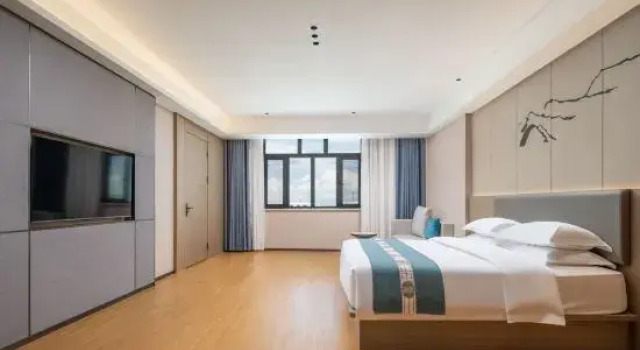 Люкс Deluxe Jemnai Huashang International Hotel