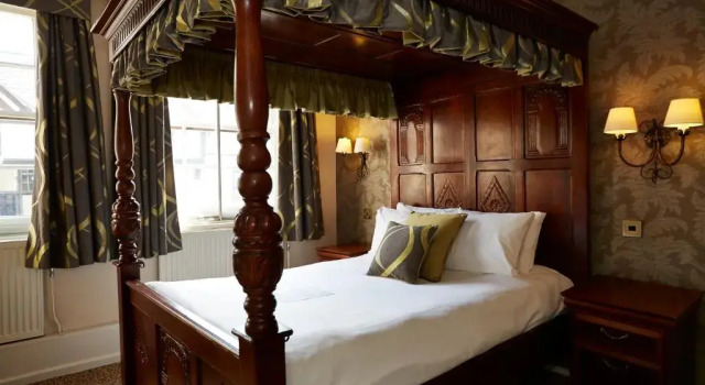 Двухместный номер Standard Ye Olde Talbot Hotel by Greene King Inns