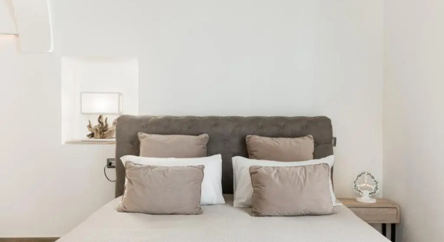 N XII Luxury Home With Jacuzzi by Wonderful Italy