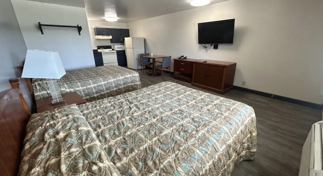 Студия Imperial Motel