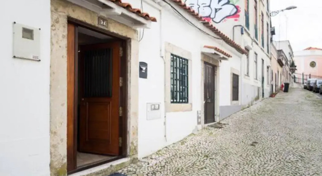 Ola Lisbon - Alfama II
