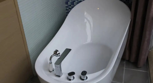 Двухместный номер Standard с красивым видом из окна Lavande Hotel GZ LongDong Metro Station Branch