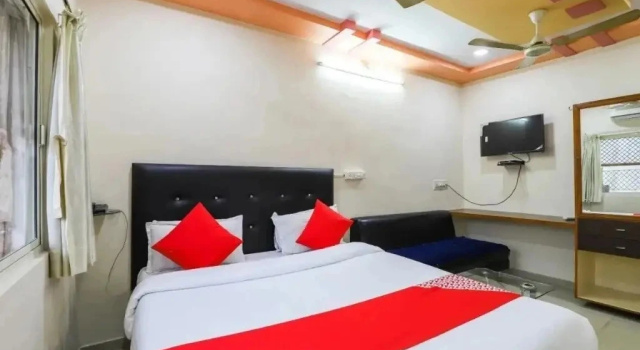 Kabir Residency by OYO Rooms