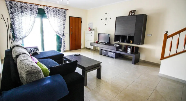 Gorgeous apartment in Albamar