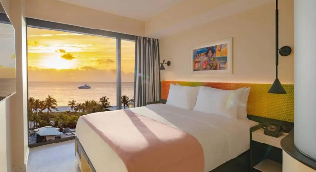 Двухместный номер с видом на океан Moxy Miami South Beach