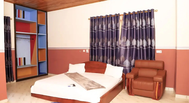 Osaah Bema lodge, Buchen Sie Hotel Kumasi Ghana