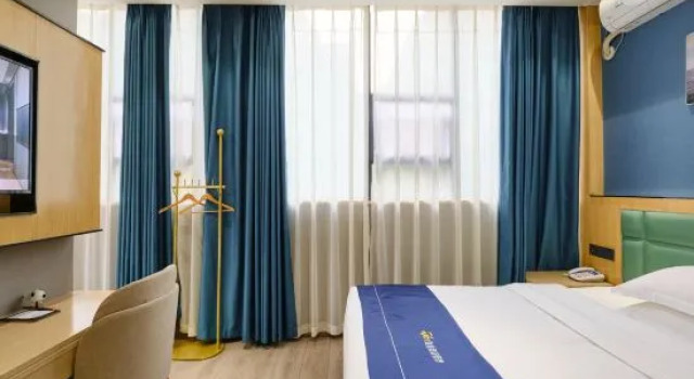 Люкс Tumo Feiyue Time Hotel (Dazhou Railway Station Tiejian Square Store)