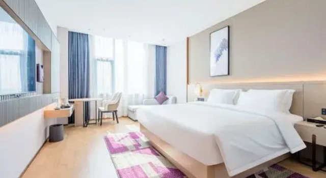 Lavande Hotel (Pizhou East Station Taohuadao Park), Buchen Sie Hotel Pizhou Jiangsu