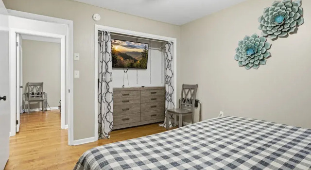Smokin' Blue Villa 3 Bedroom Home