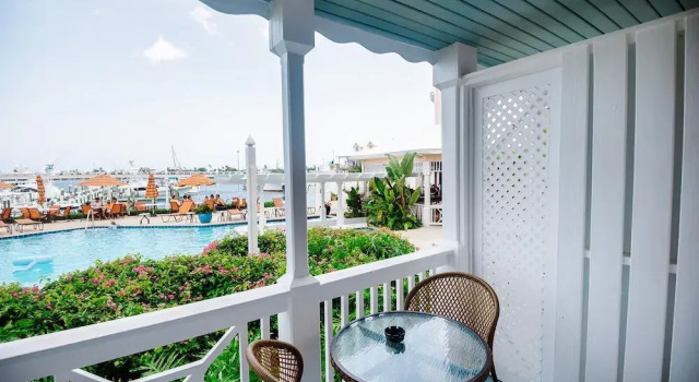 Номер Standard Hope Town Inn & Marina
