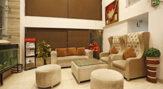 Collection O 8479 Hotel Ambience