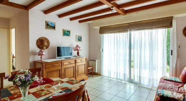 Appartement Esquièze-Sère, 3 Pièces, 7 Personnes - Fr-1-402-1, Rezerwuj Apartament Esquieze-Sere Langwedocja-Roussillon