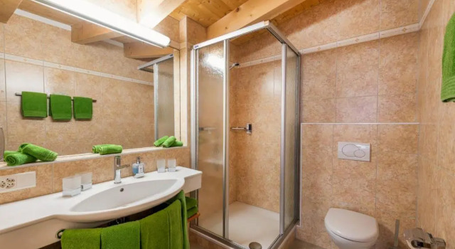 Четырёхместный номер Standard Мансарда Hotel La Perla