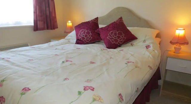 Midway Apartment, Close to Beach