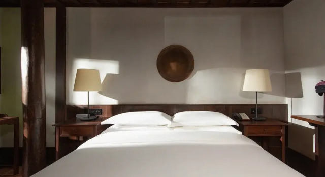 Номер Superior Lijiang Old Town Lanshe Hotel