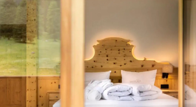 Люкс Almwellness-Resort Tuffbad
