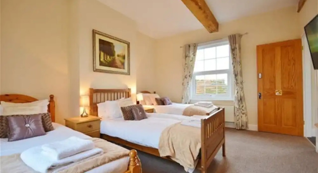 The Old Red Lion, Rezervați Pensiune Thame Oxfordshire