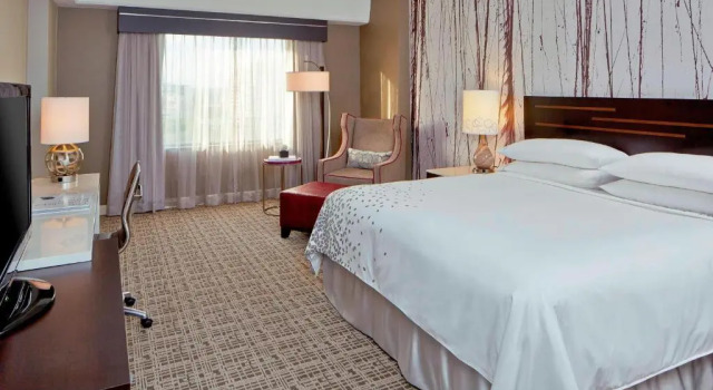 Номер Standard Renaissance Atlanta Waverly Hotel & Convention Center