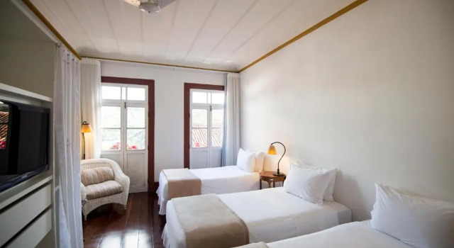 Трёхместный номер Standard Hotel Solar do Rosário
