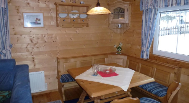 Chalets Gröbming, Rezerwuj Chalet Hotele w Schladming - Dachstein z parkingiem, Parking