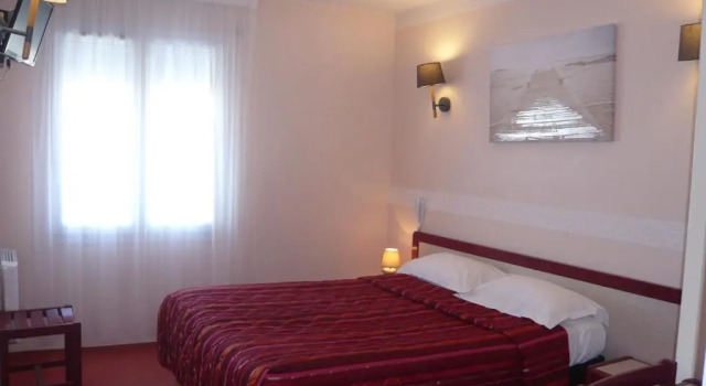 Двухместный номер Standard с видом на гавань Hôtel SABLES DO et son restaurant LE 16 BIS