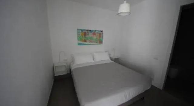 RAL 7039, Rezervovat Hotel Numana 