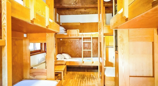 Кровать в общем номере Hostel Feldkirch