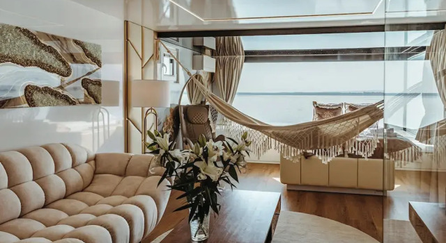 Номер Deluxe с 2 комнатами с балконом и с видом на озеро HT Houseboats