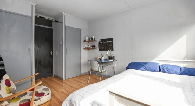 Retro Flat in Trendy Bethnal Green, Забронировать Отель Тауэр-Хэмлетс Лондон, рядом с Цветочный рынок на Коламбия-Роуд
