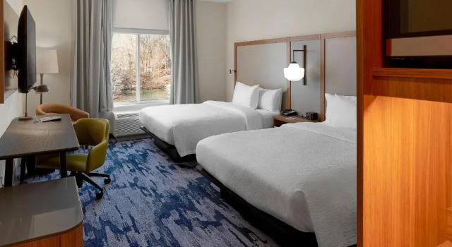 Четырёхместный номер Standard Fairfield Inn & Suites Seneca Clemson Univ Area