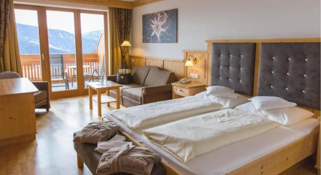 Двухместный номер Comfort с видом на горы Hotel Edelweiss