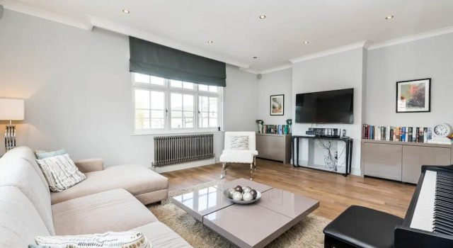 Spectacularly Stylish 2 Bed Flat Heart of Fulham, Забронировать Отель Отели Лондона 4 звезды, рядом с Парсонс Грин, 4*