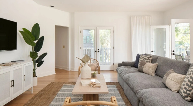 Huckleberry by Avantstay Classic Charleston Home Close to Beach Outdoor Dining, Забронировать Апартаменты/квартира Апартаменты Южной Каролины, Апартаменты/квартира