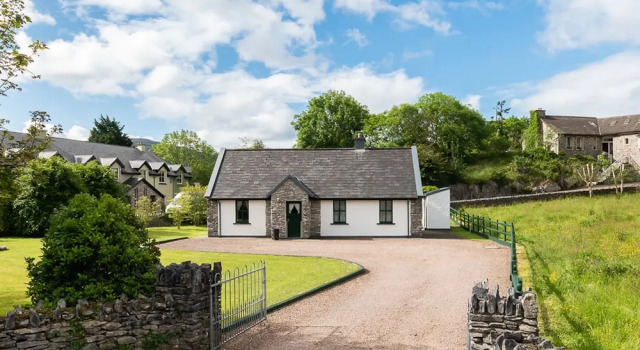 Коттедж 2 Bedroomed Cottage Steps From Kenmare Town