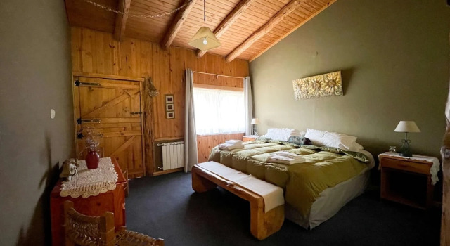 Valle del Carrileufu, Prenota Hotel Villa Lago Rivadavia 