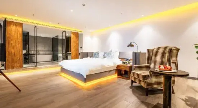 Люкс Executive 24HCOLOR Hotel (Xi'an Dazhai Road 3511 Cultural and Creative Technology Park Branch)