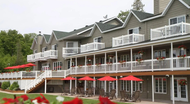 Pourvoirie du Lac Blanc, Boek Hotel Hotels in Mauricie met ontbijt, Ontbijt