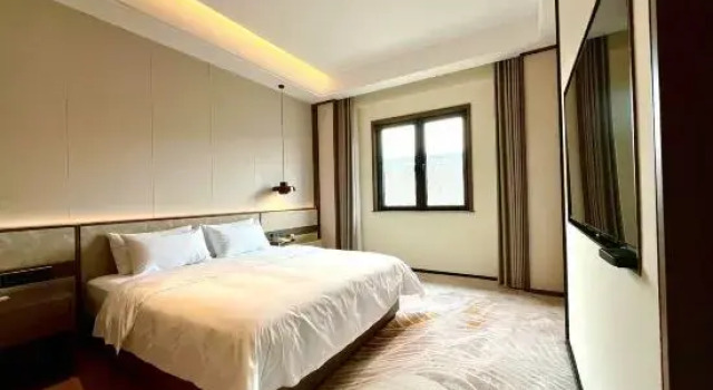 Двухместный люкс Qixia Mu's Manor Jinshe Hotel