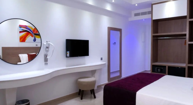 Двухместный номер Superior с балконом и с видом на море Amethyst Napa Hotel & Spa