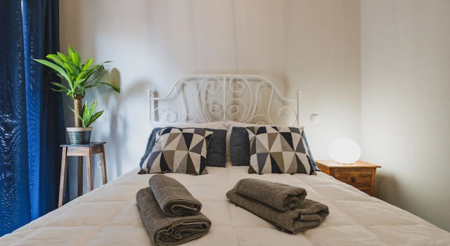 Номер Standard D&G Lux City Flat next to Old Town