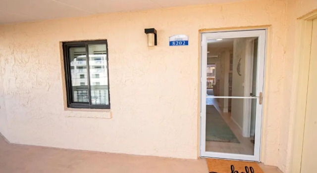 8202 Near Ocean 2nd Floor SE, Забронировать Дом для отпуска Виллы Saint Augustine Area, Вилла