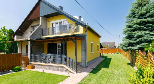 House  Keszthely/Balatonkeresztur, Prenota Hotel Balatonmáriafürdő 