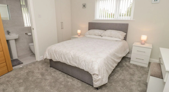 Sannans Lodge, จอง บ้านพักตากอากาศ Penrhyn Bay Glamorgan